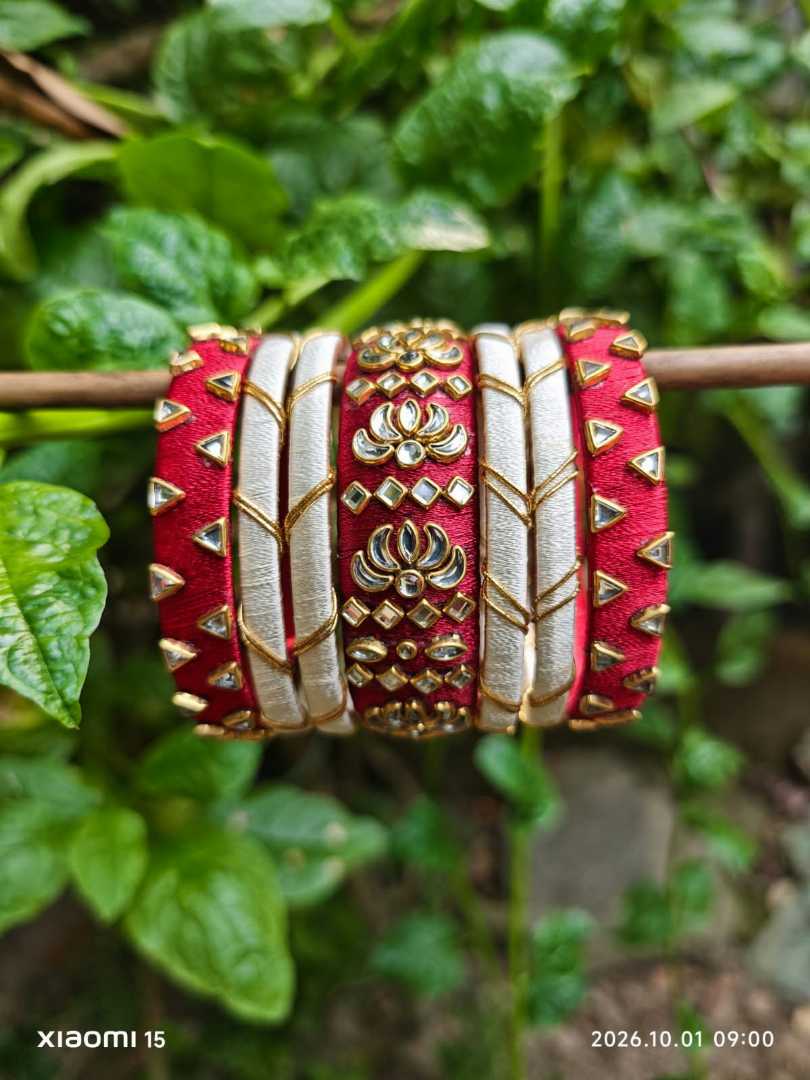 সূতার,চুড়ি
